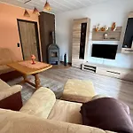 Apartment Last