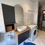 Apartment Last *